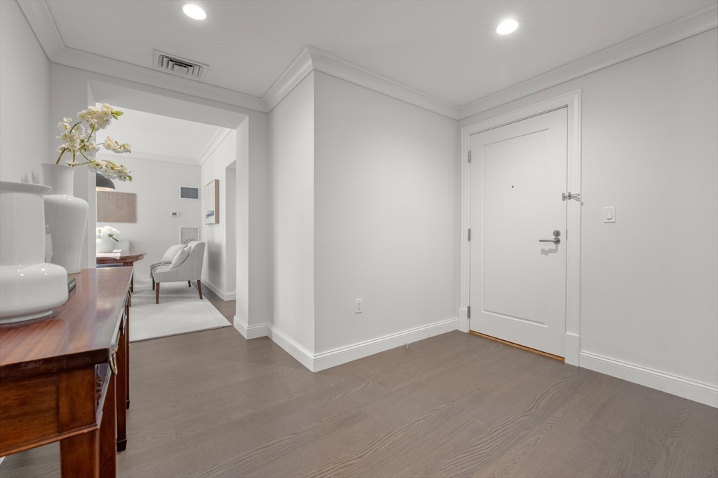 778 Boylston St # 4A