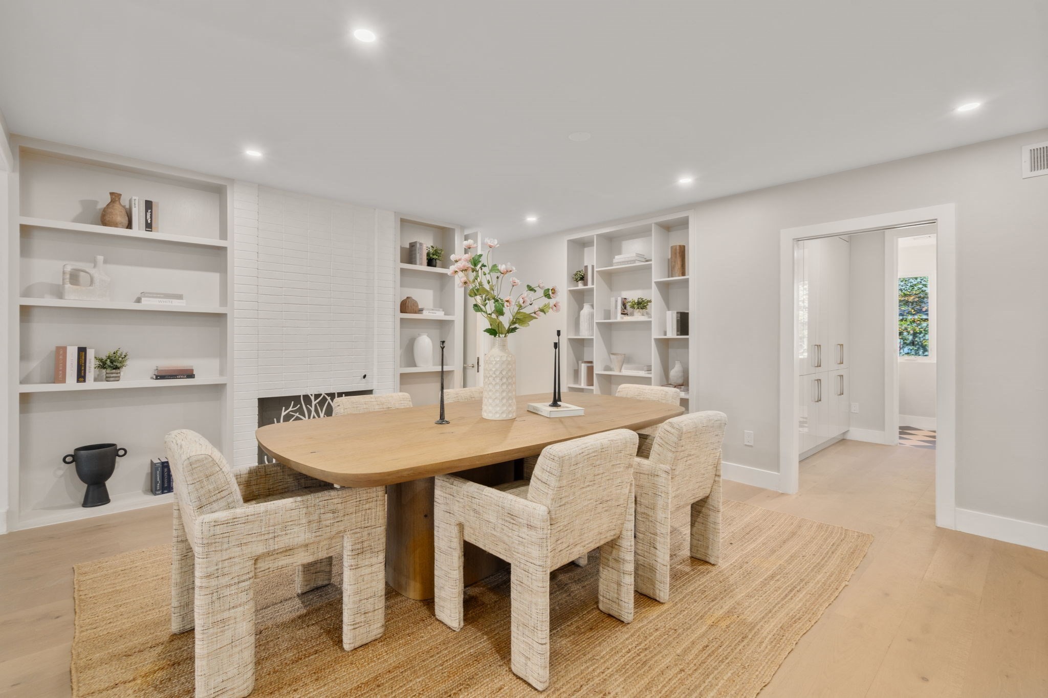 8 Irene Rd