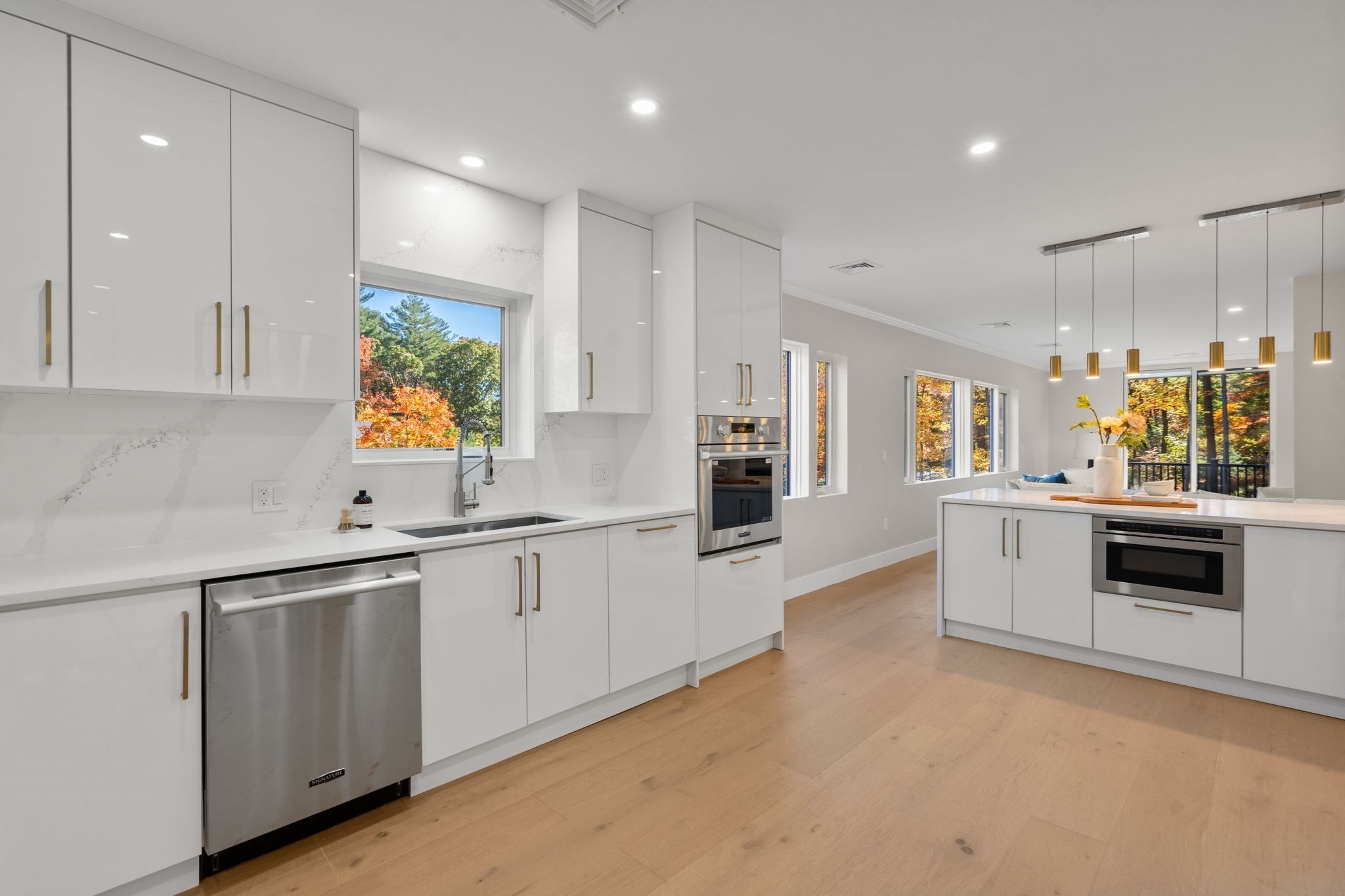 8 Irene Rd