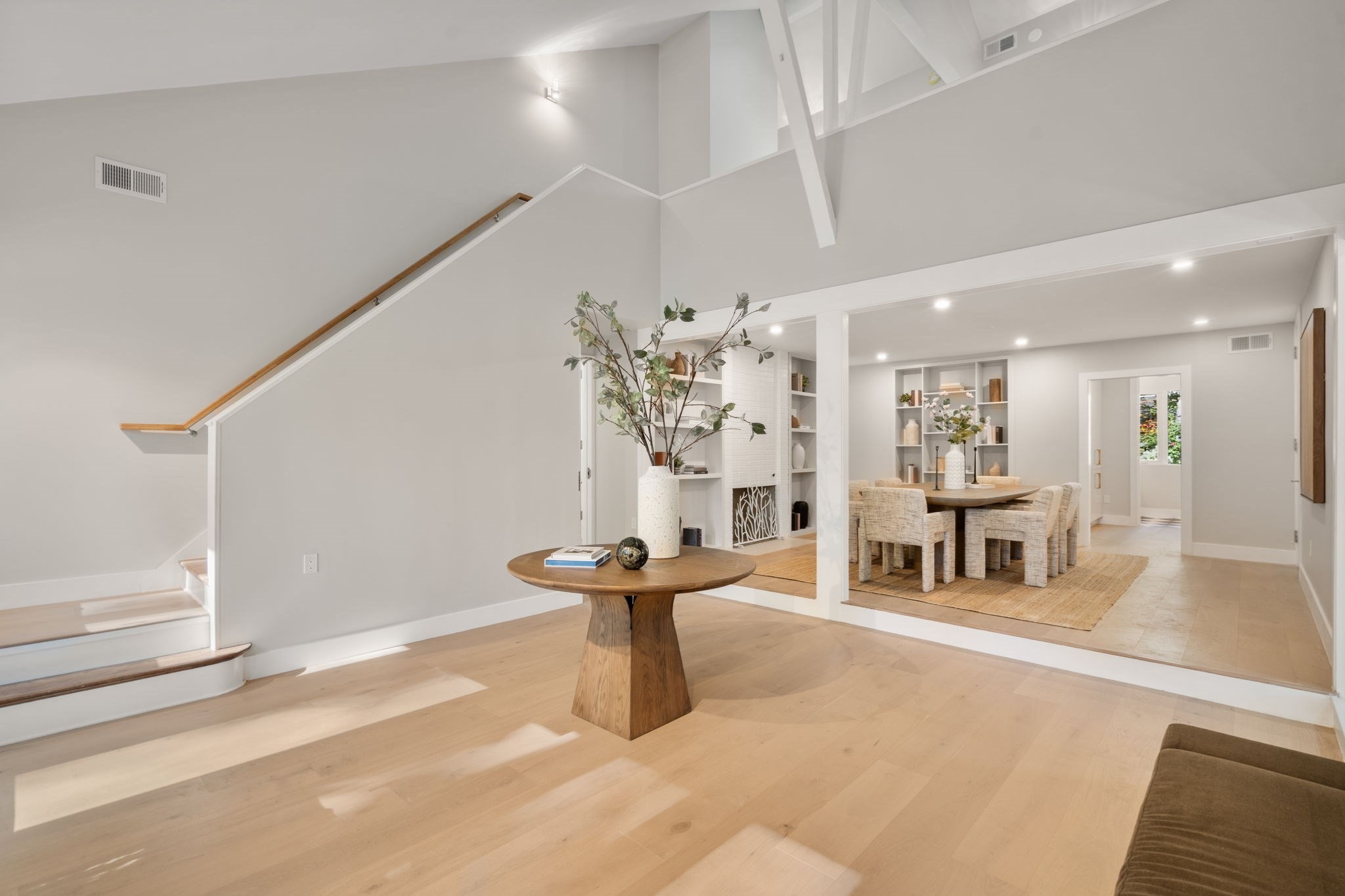 8 Irene Rd