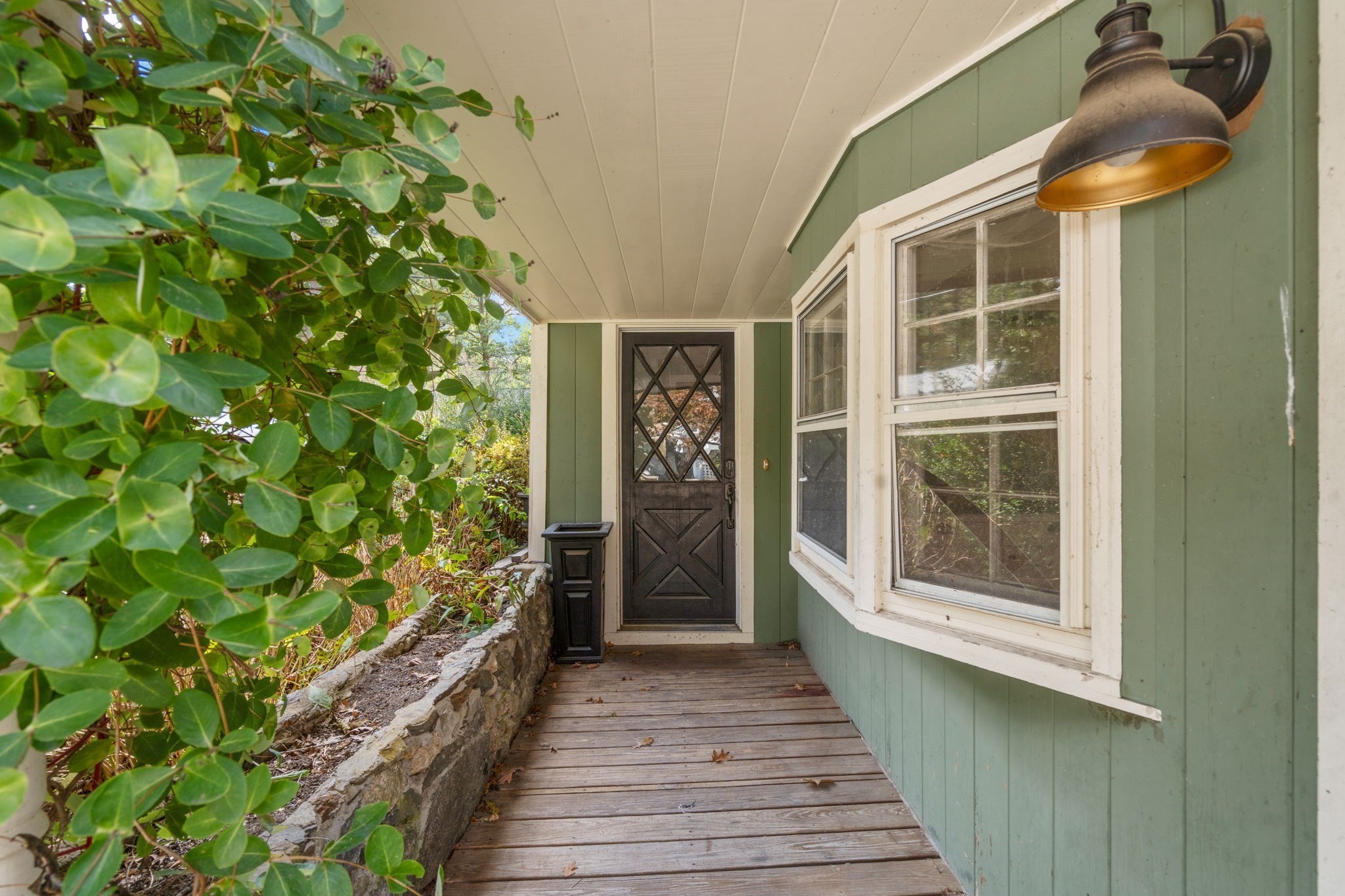 28 Davis Rd