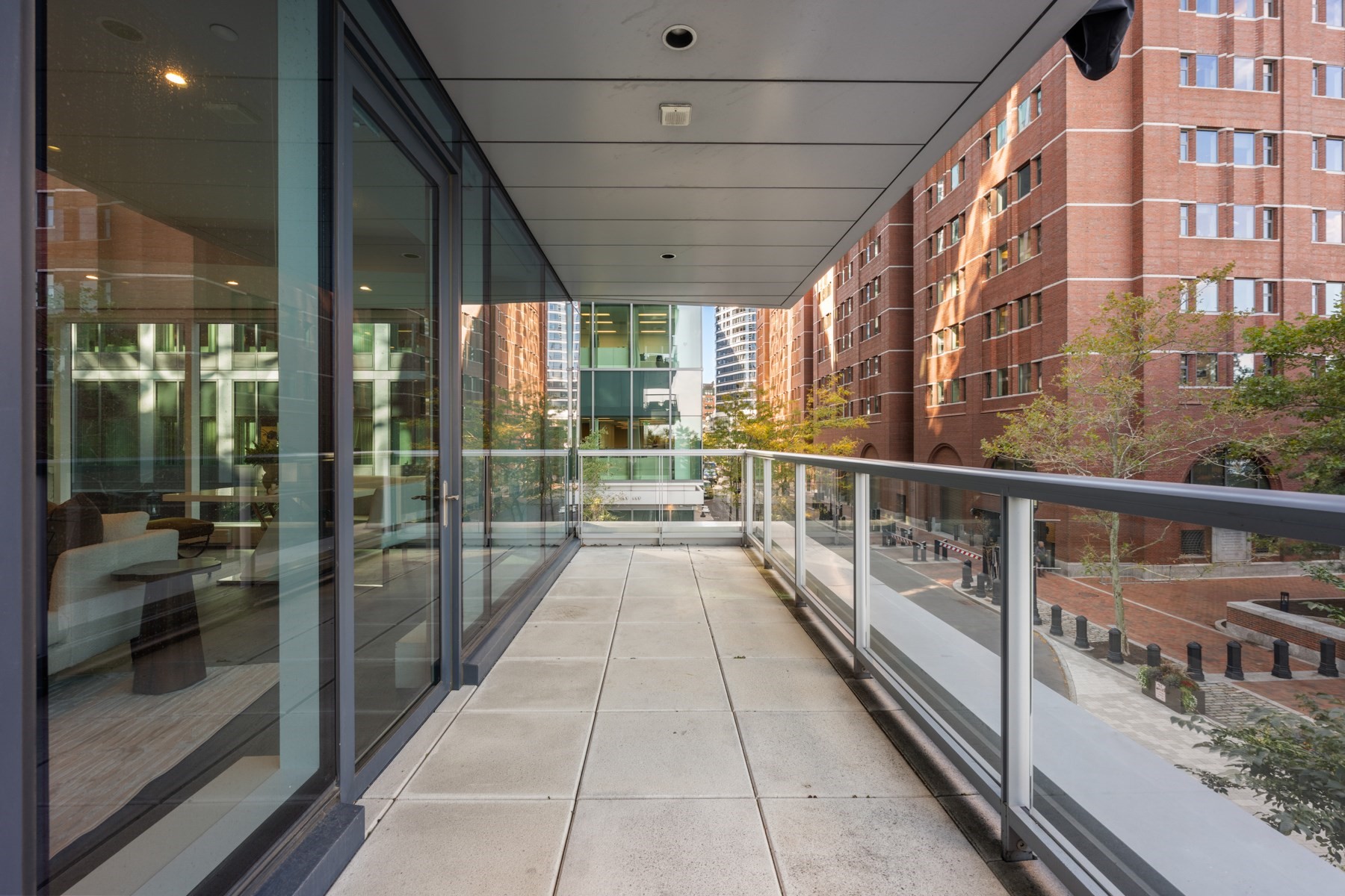 22 Liberty Dr # 2M