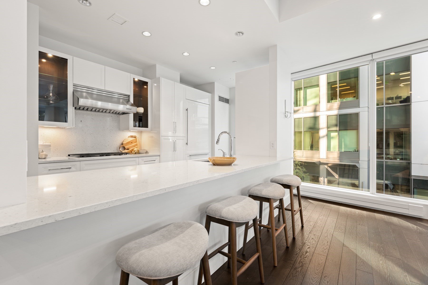 22 Liberty Dr # 2M