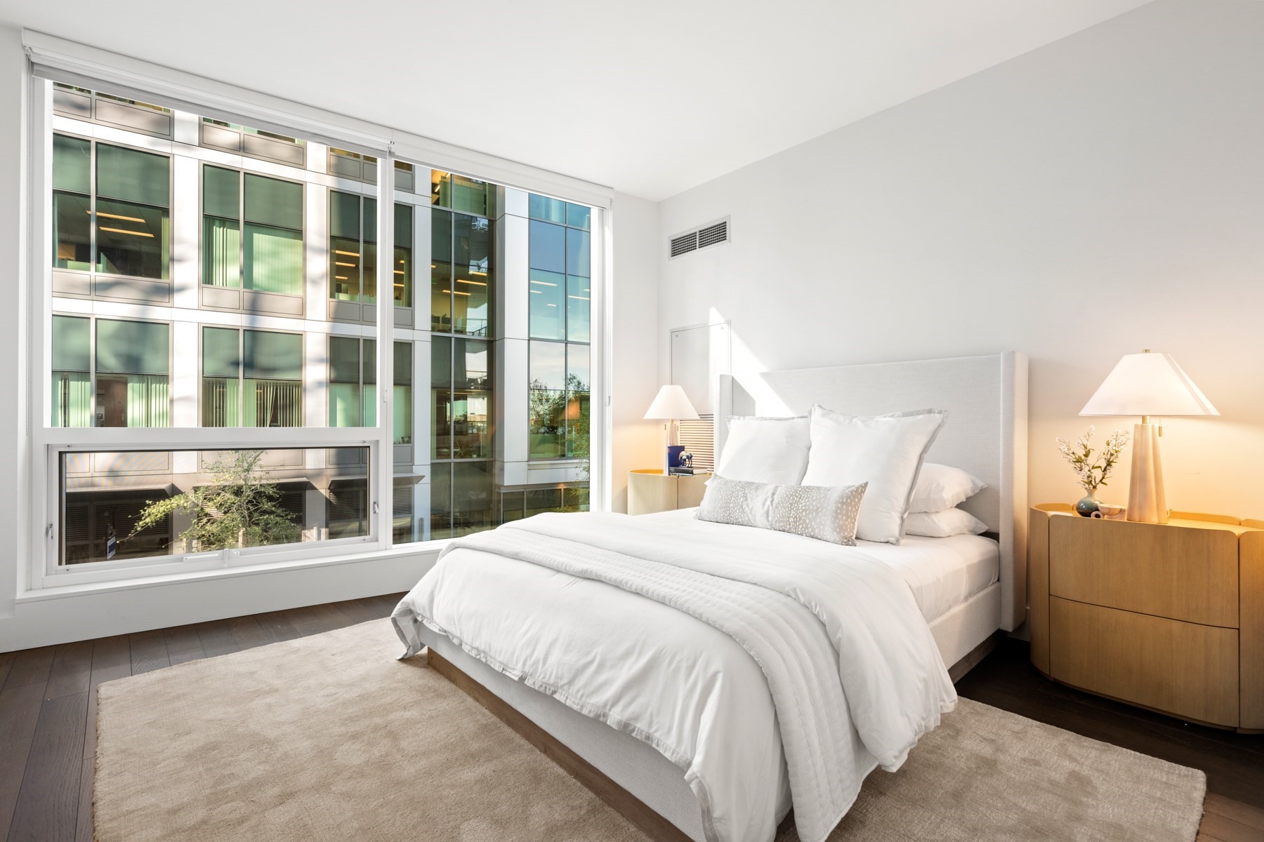 22 Liberty Dr # 2M