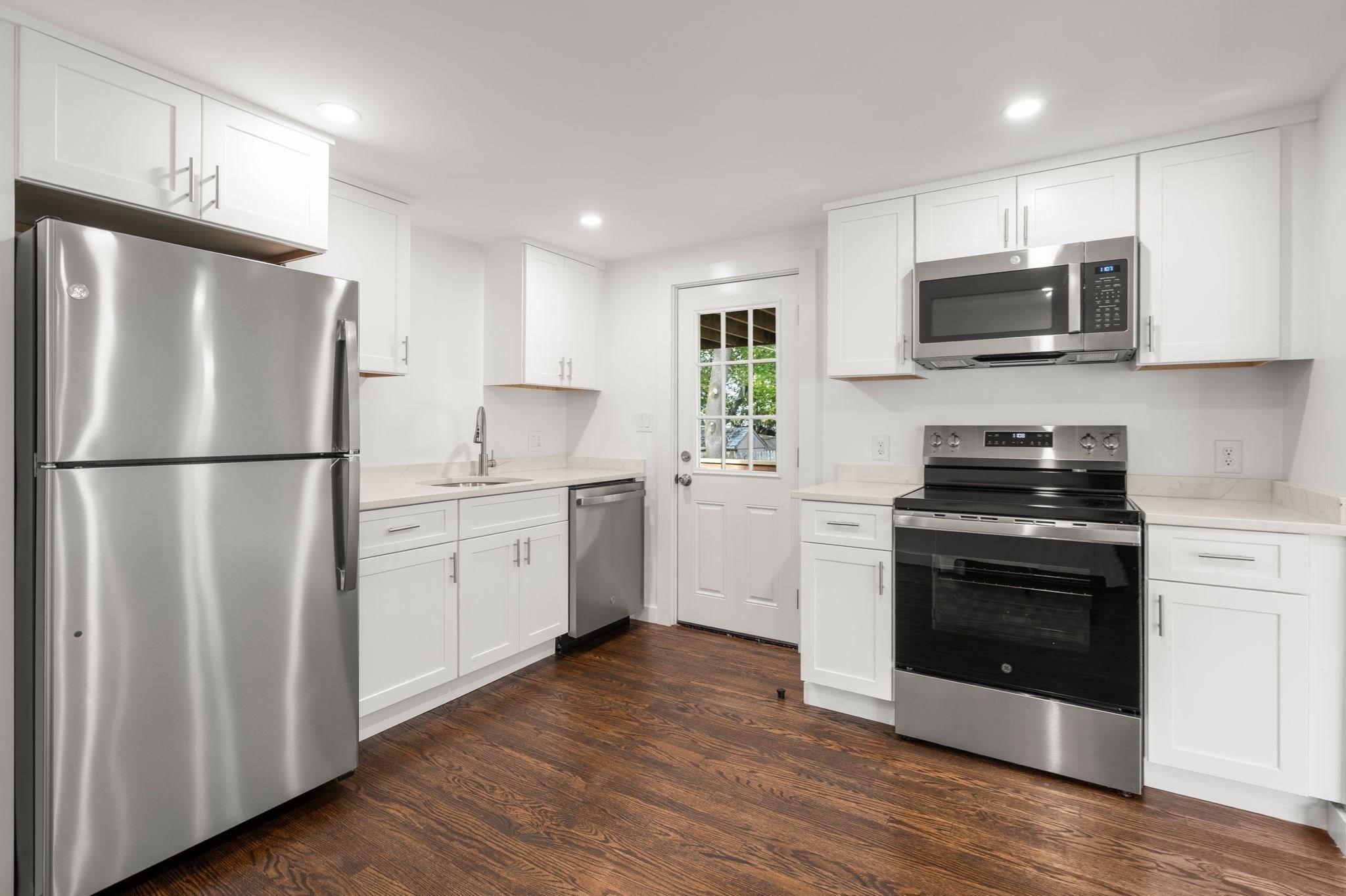 10 Strafford Rd # 10