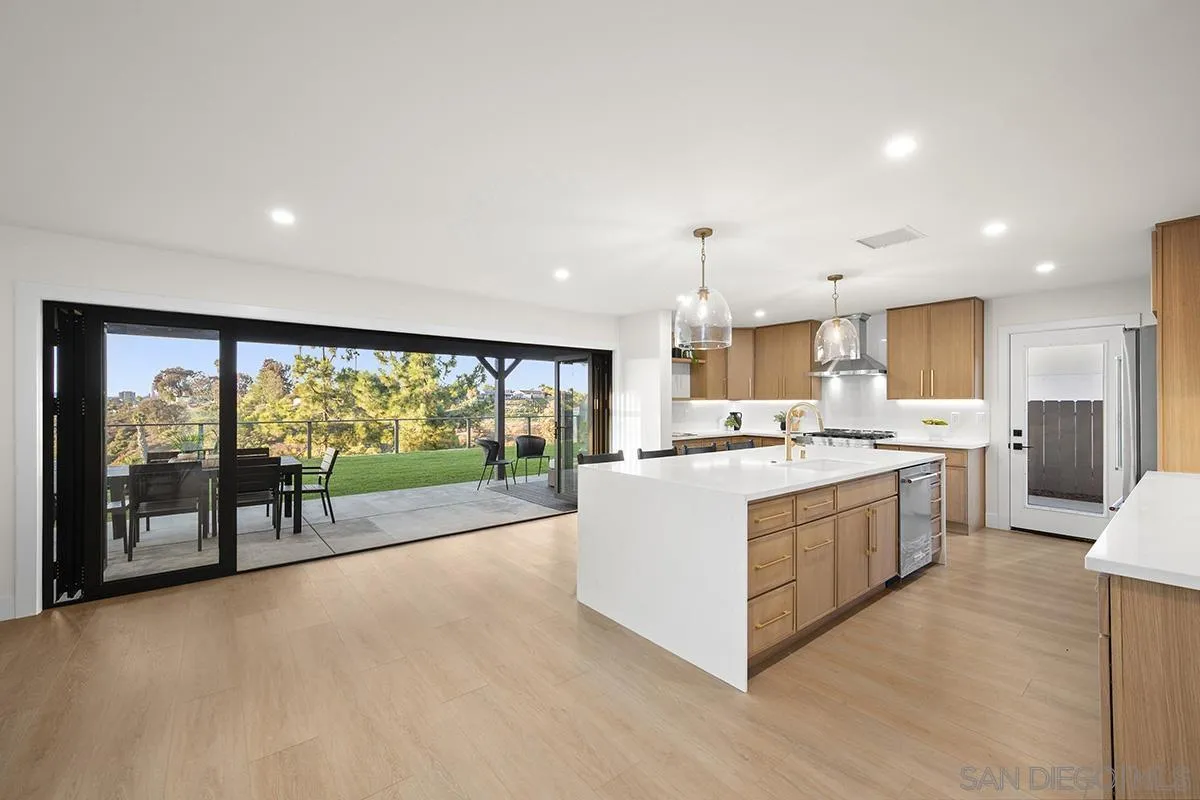 4612 Benhurst Avenue