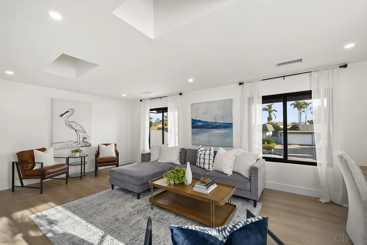 4612 Benhurst Avenue