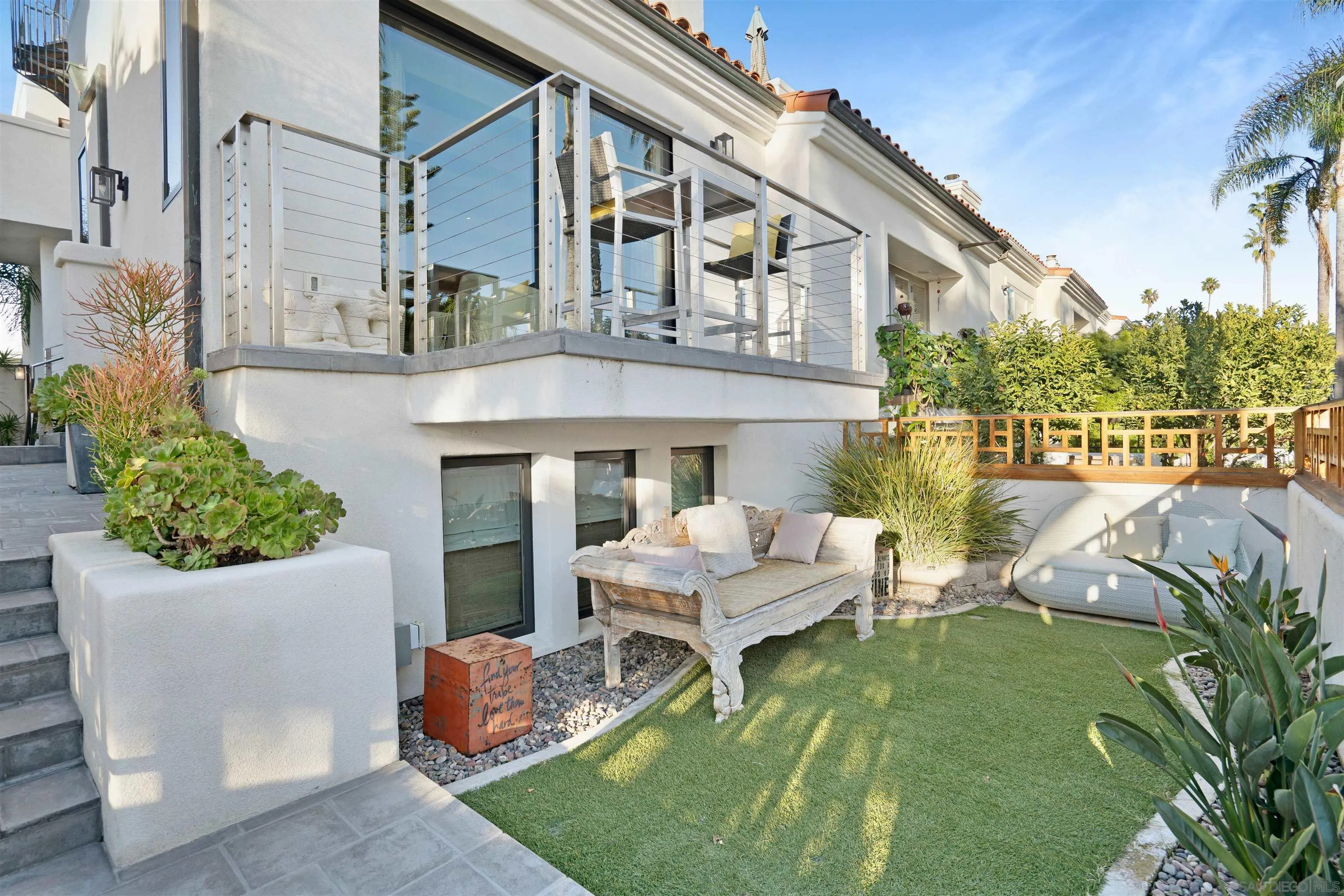 316 Gravilla Street