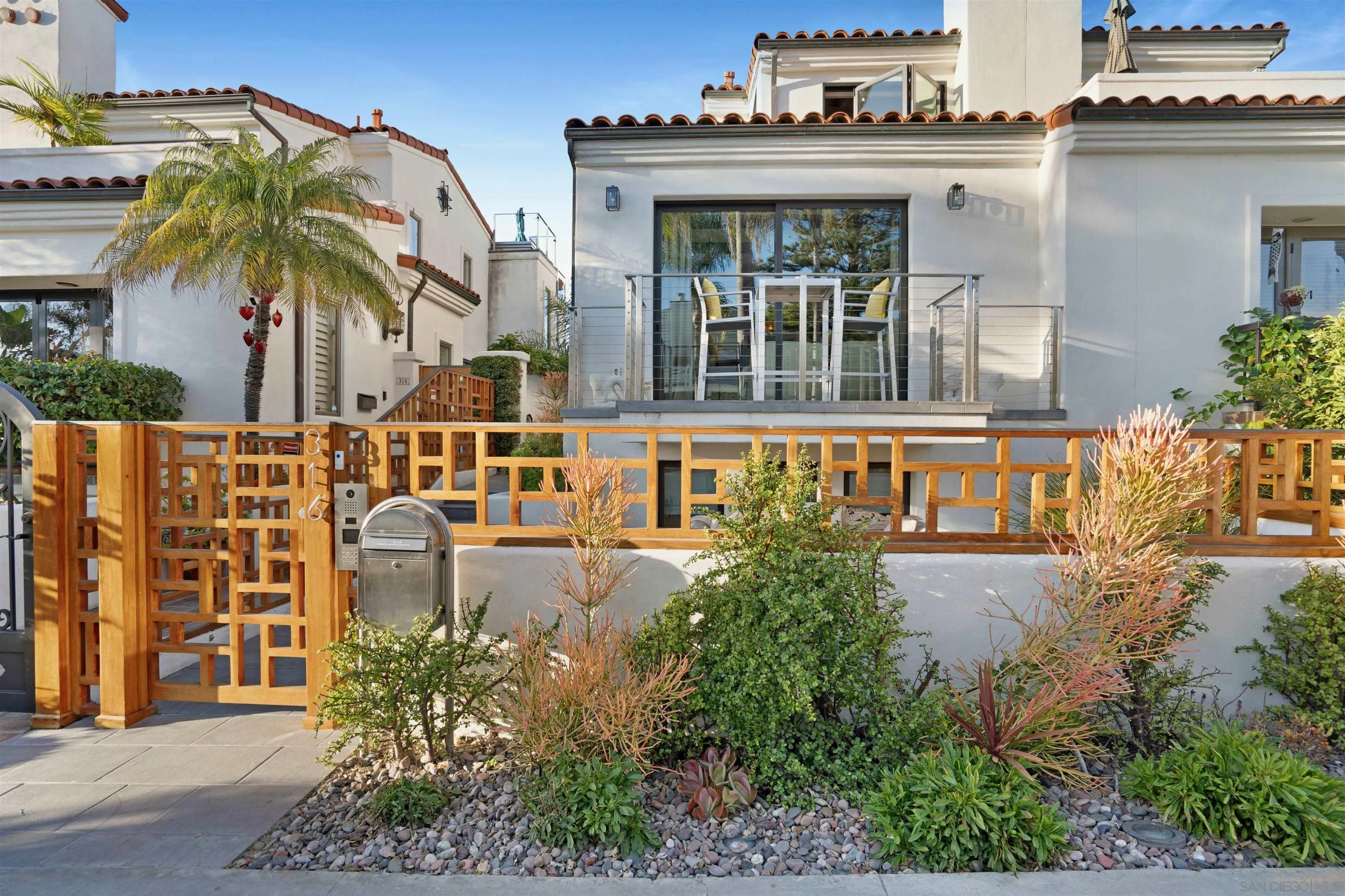 316 Gravilla Street
