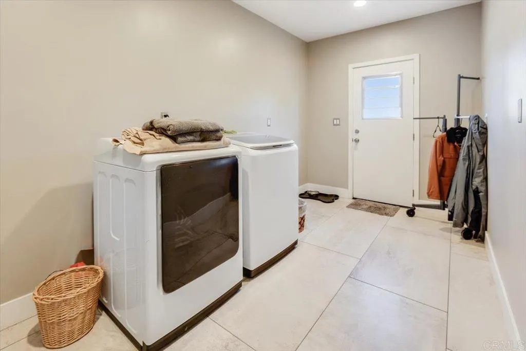 5382 Willman Way, Fallbrook