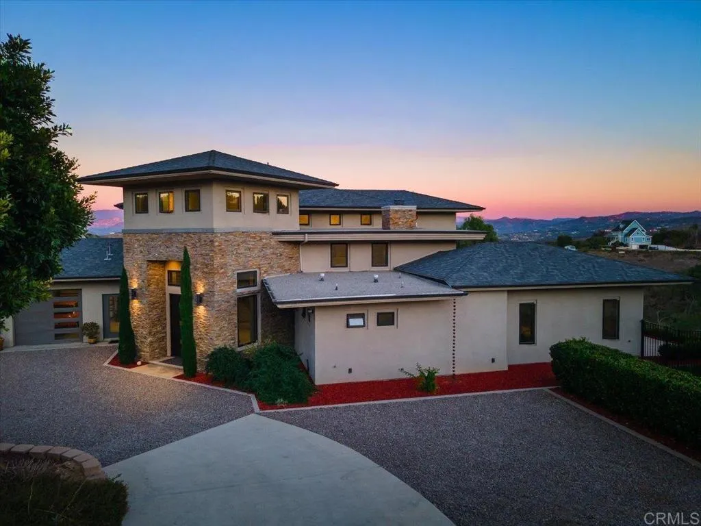 5382 Willman Way, Fallbrook