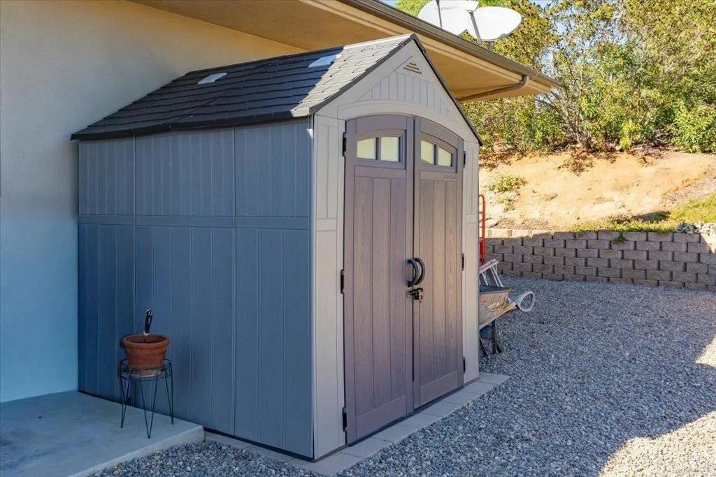 5382 Willman Way, Fallbrook