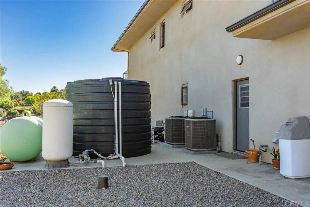 5382 Willman Way, Fallbrook