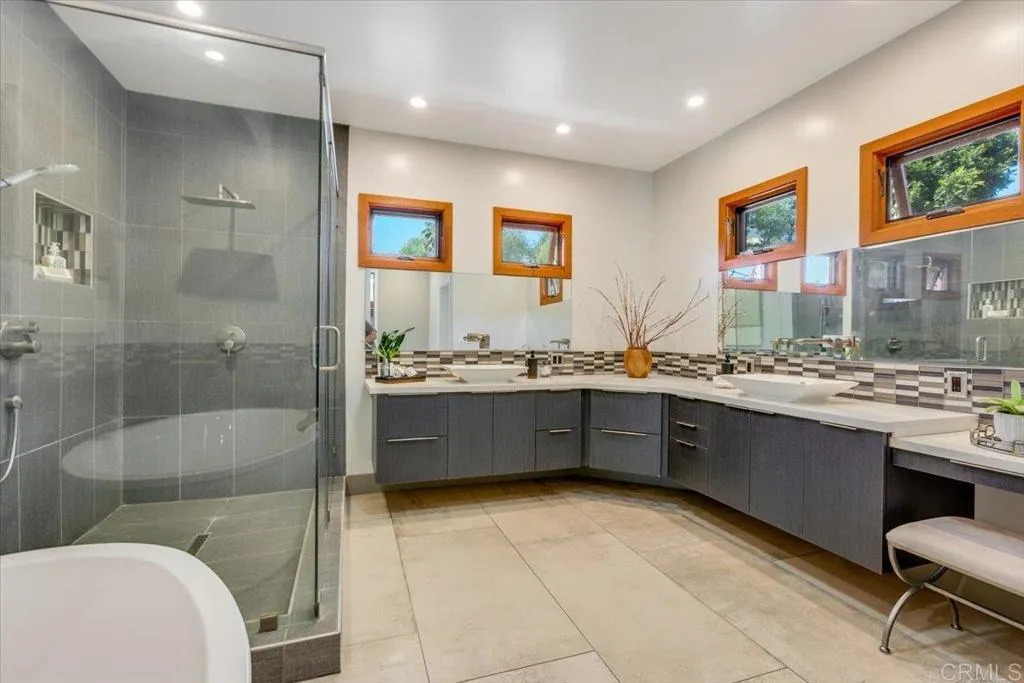 5382 Willman Way, Fallbrook