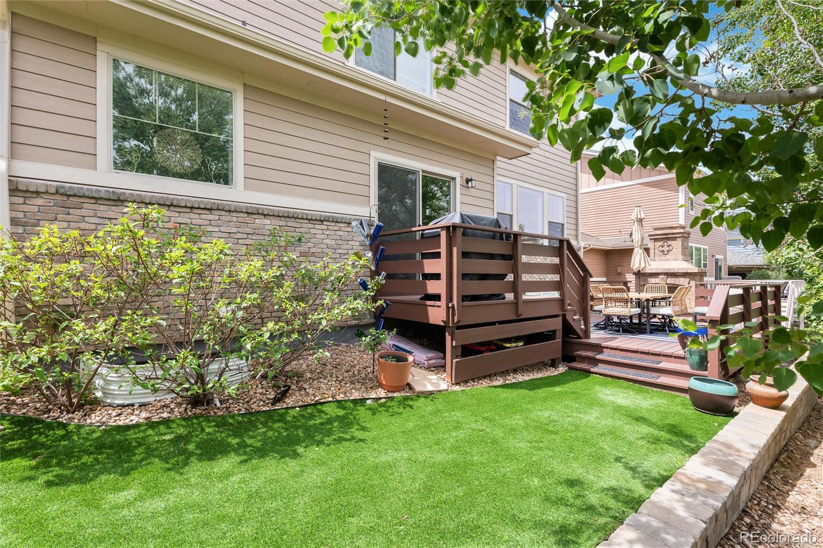 26925 E Quarto Place