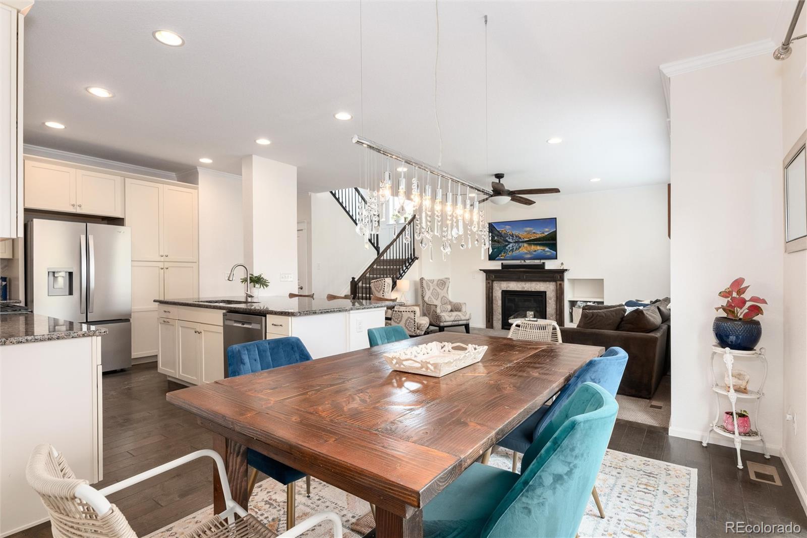 26925 E Quarto Place