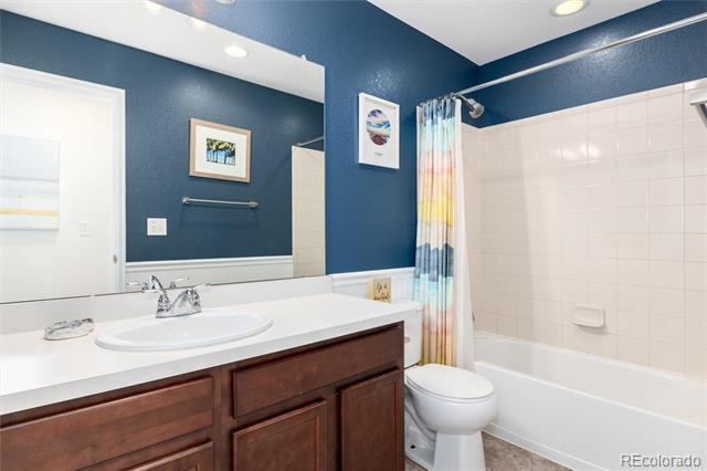 26925 E Quarto Place