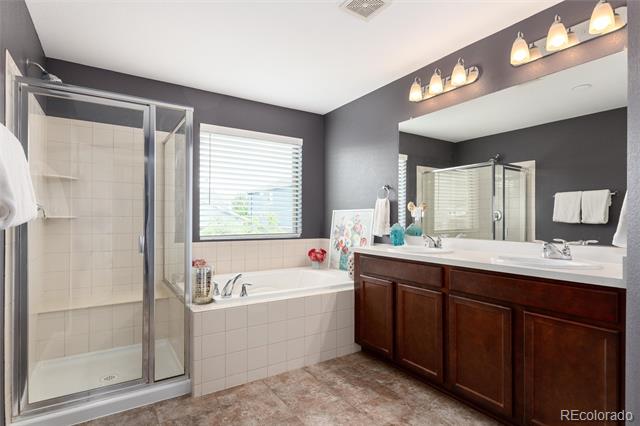 26925 E Quarto Place