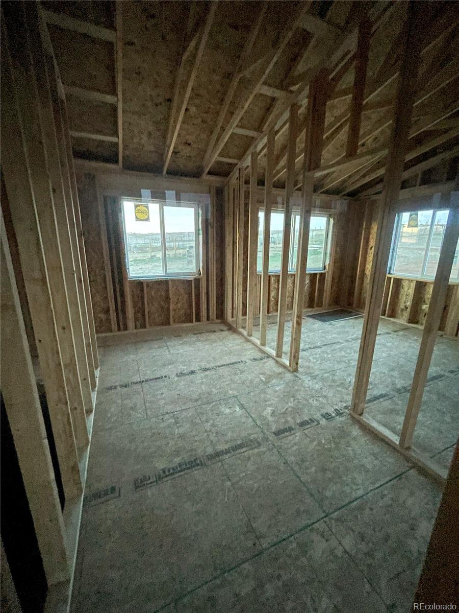 22685 Cow Circle