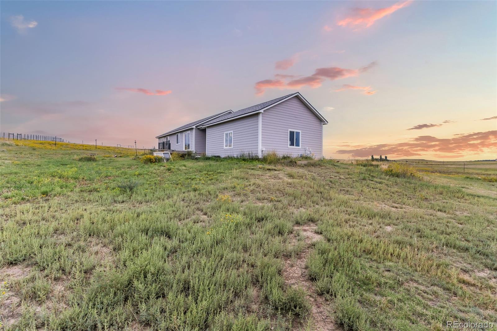22685 Cow Circle