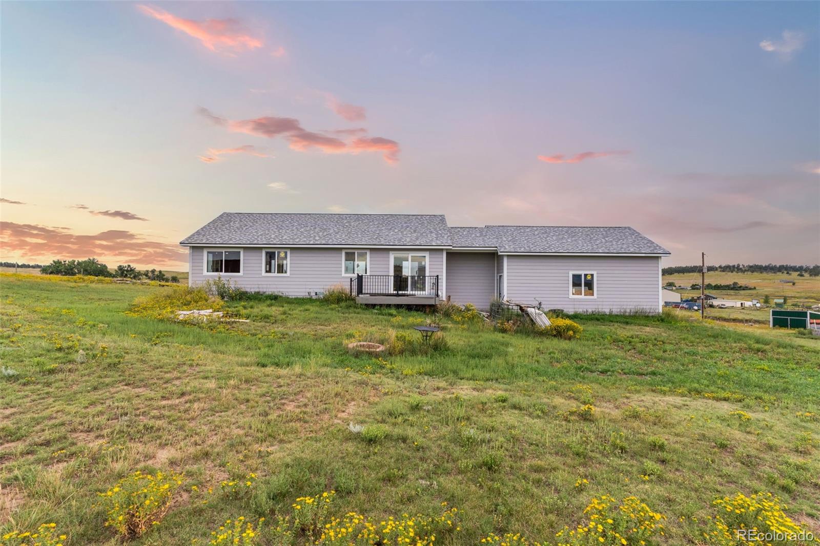 22685 Cow Circle