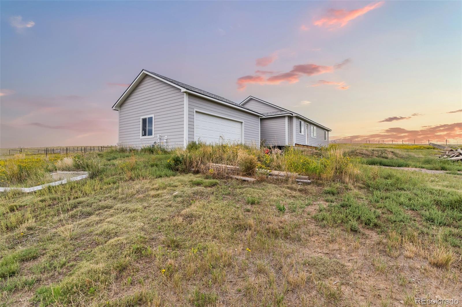 22685 Cow Circle