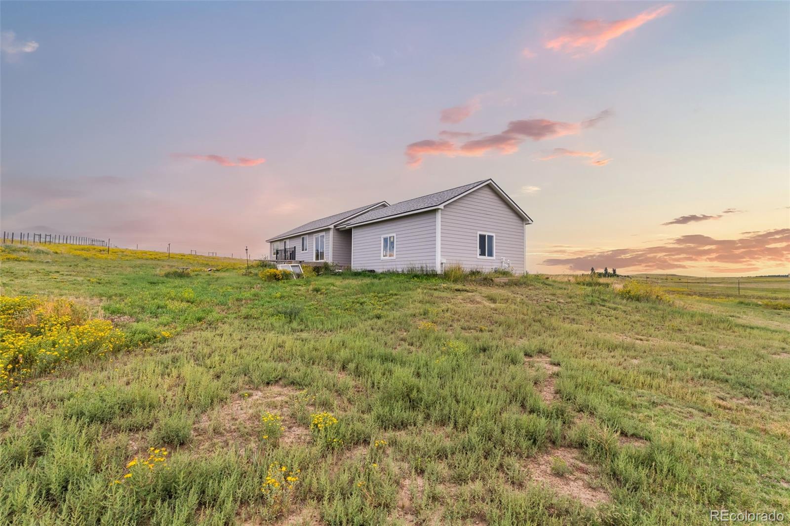 22685 Cow Circle