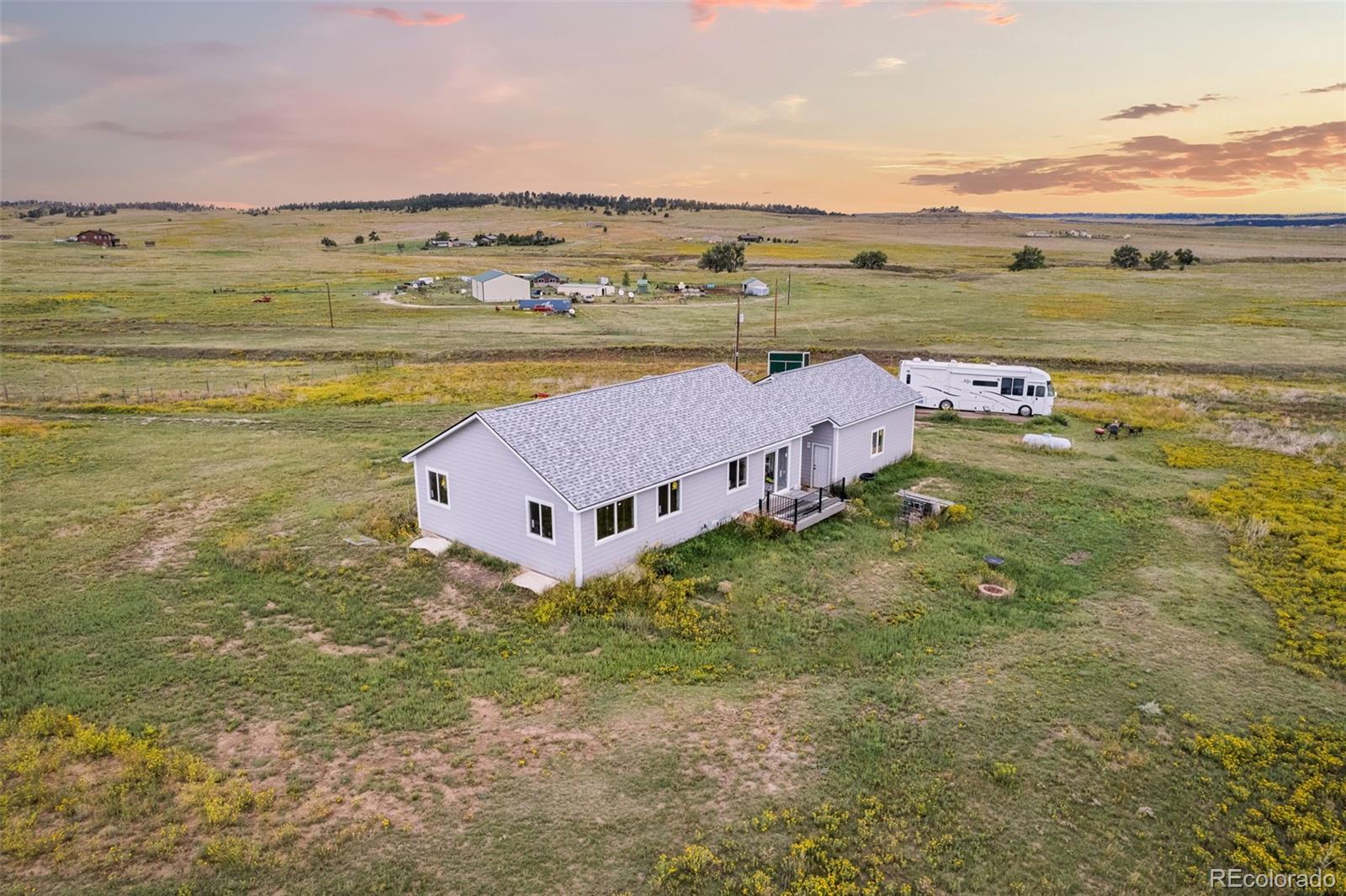 22685 Cow Circle