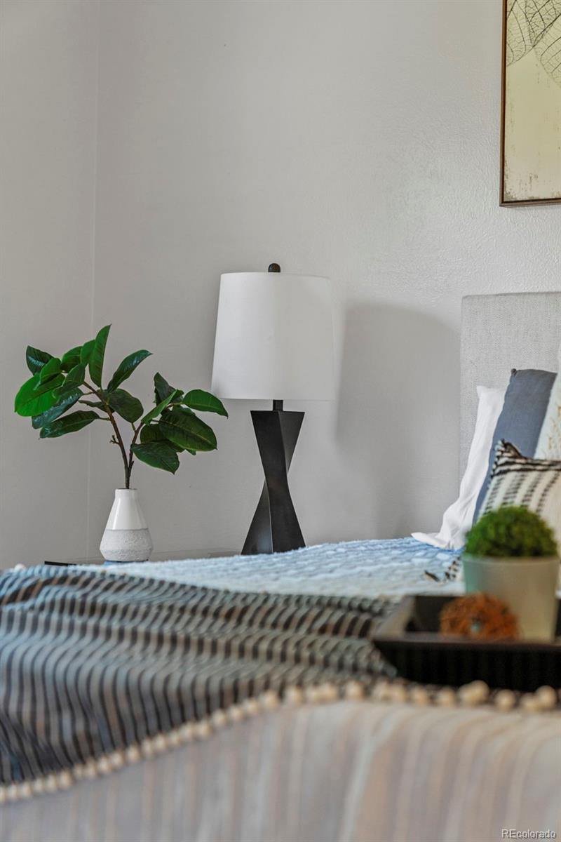 11617 E Wesley Avenue