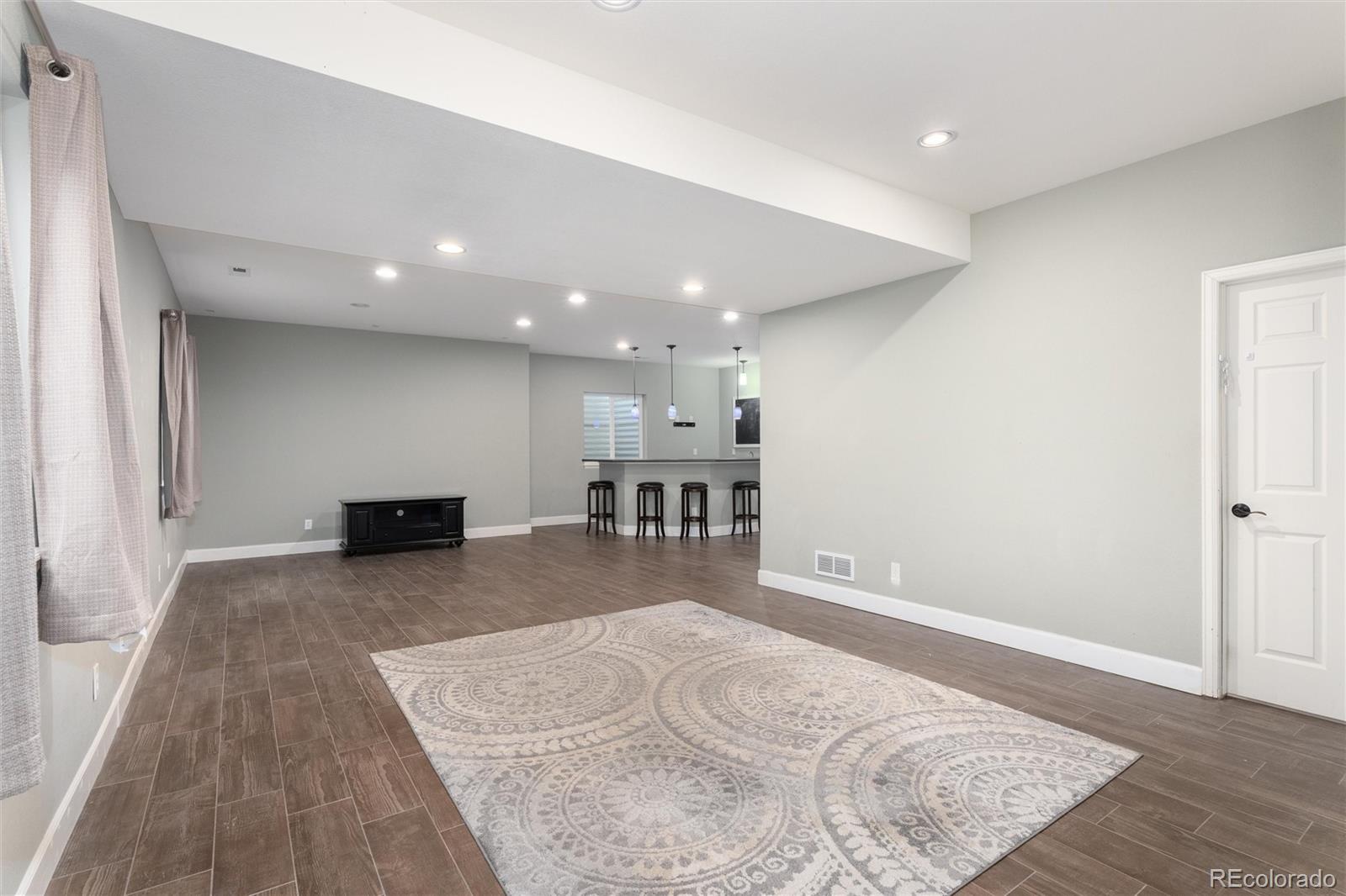 6977 S Riverwood Way