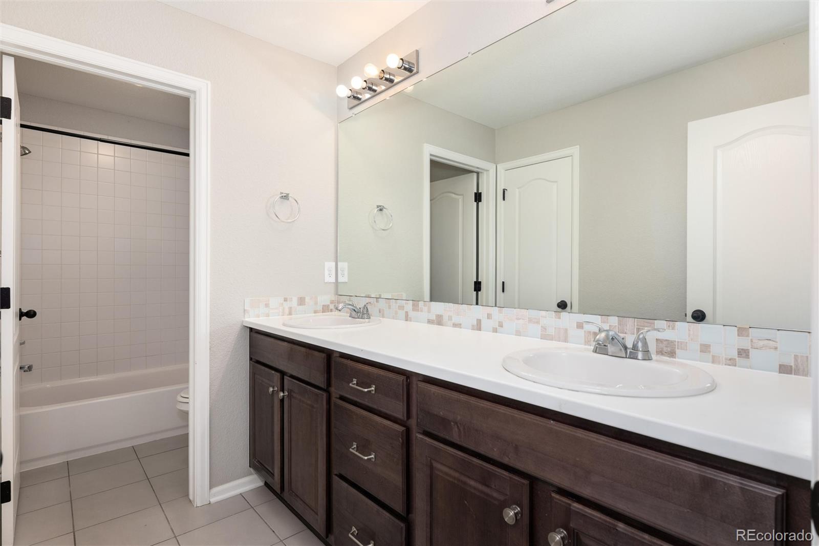 23910 E Ontario Place