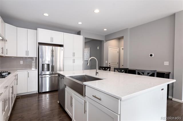 26824 E Quarto Place