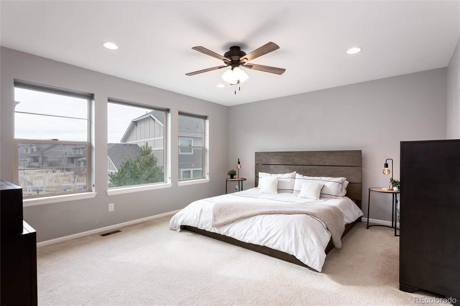 26824 E Quarto Place