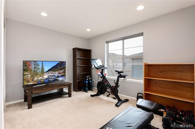 26824 E Quarto Place