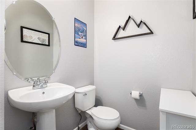 26824 E Quarto Place