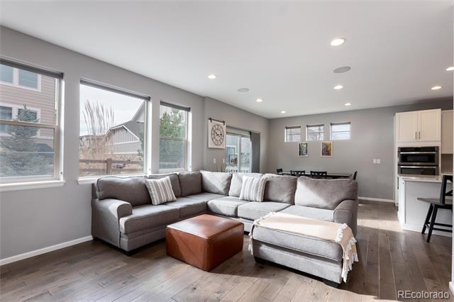 26824 E Quarto Place