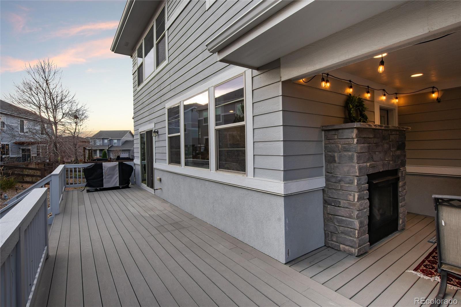 26824 E Quarto Place