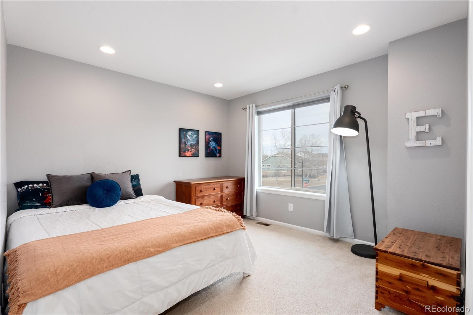 26824 E Quarto Place