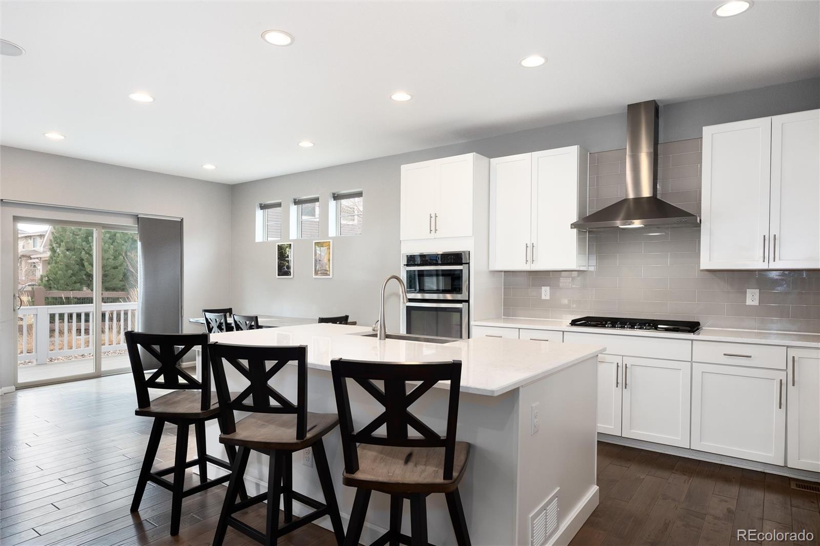 26824 E Quarto Place