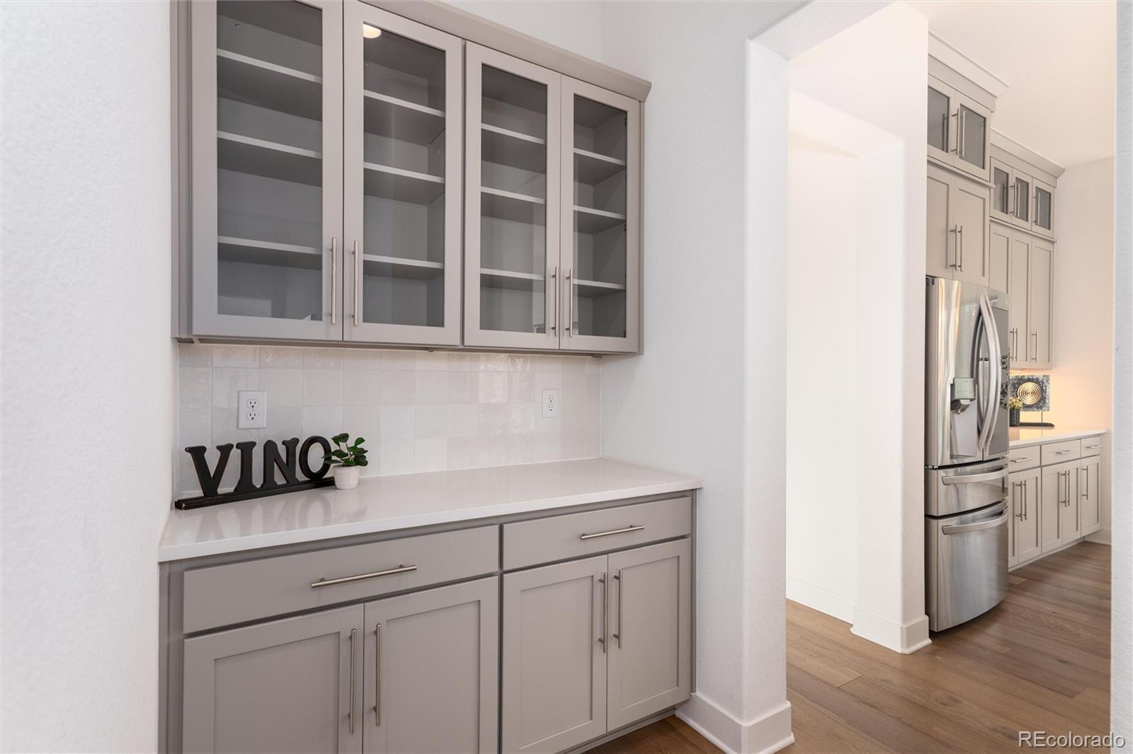 6689 S Vandriver Way