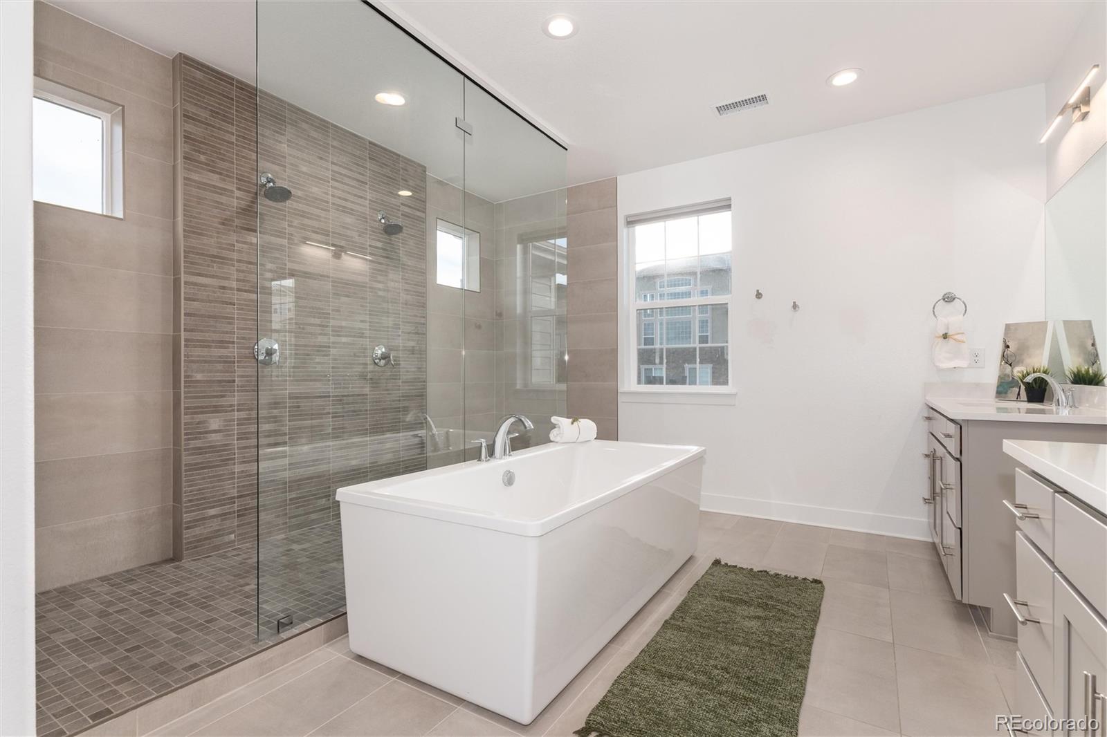 6689 S Vandriver Way