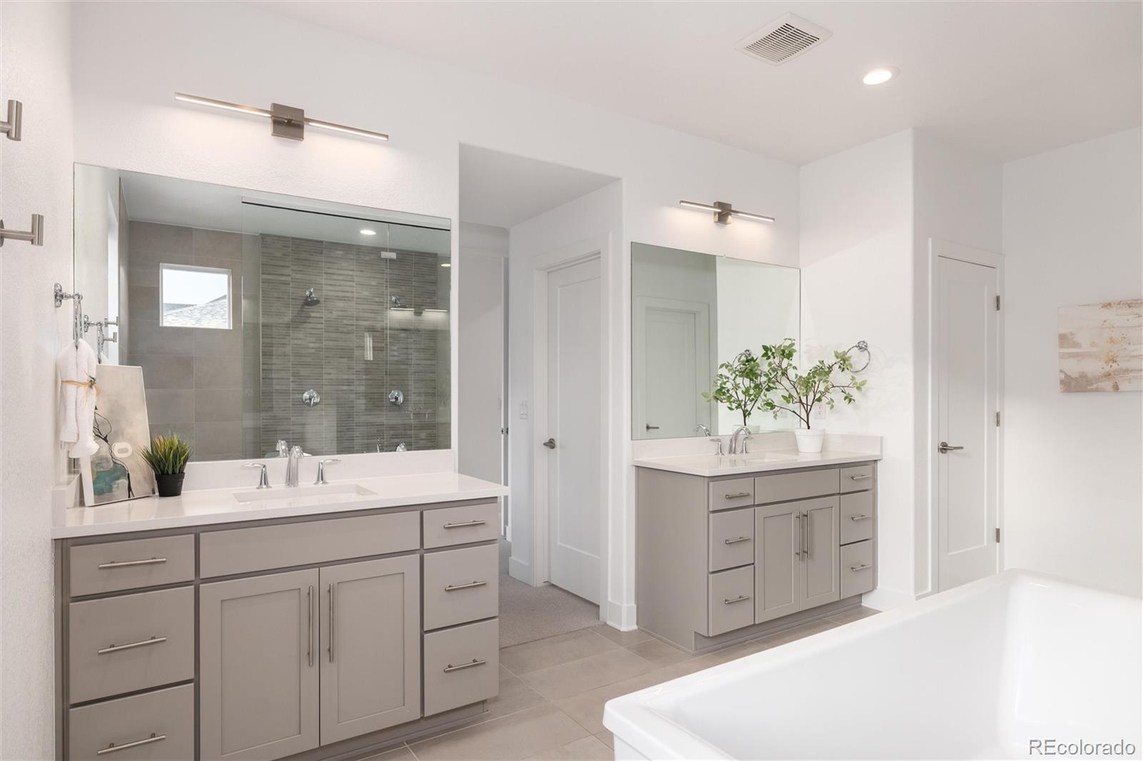 6689 S Vandriver Way