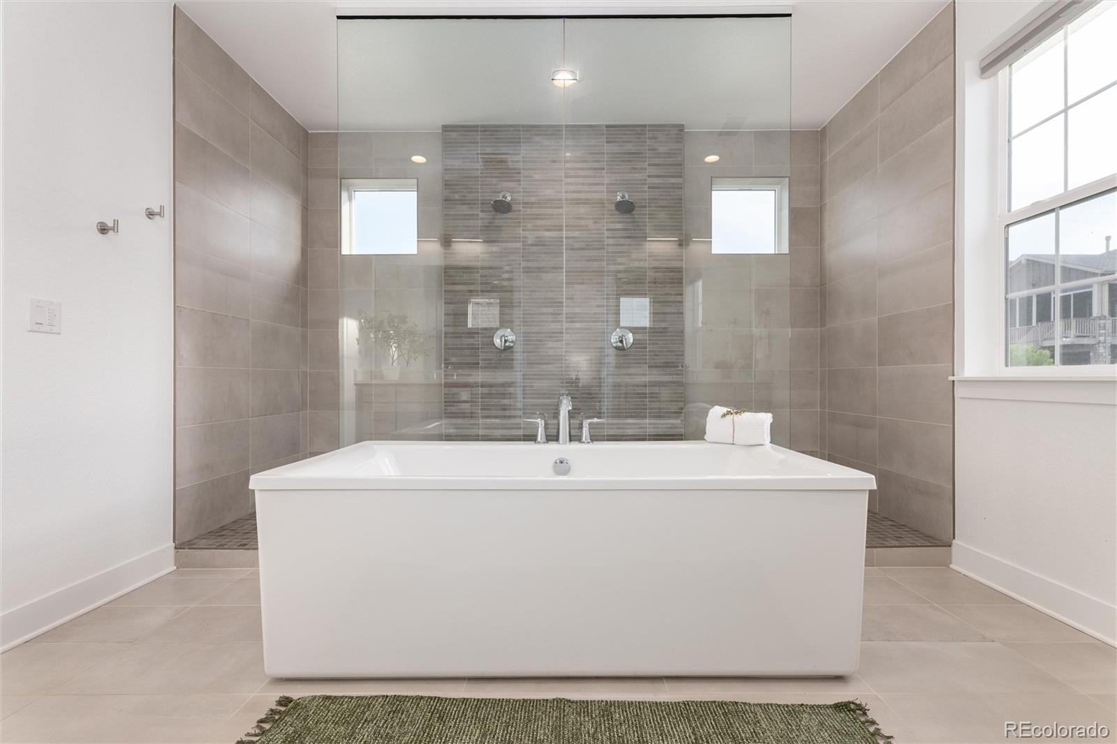 6689 S Vandriver Way