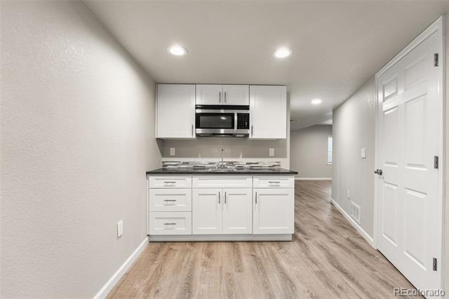21152 E Flora Place