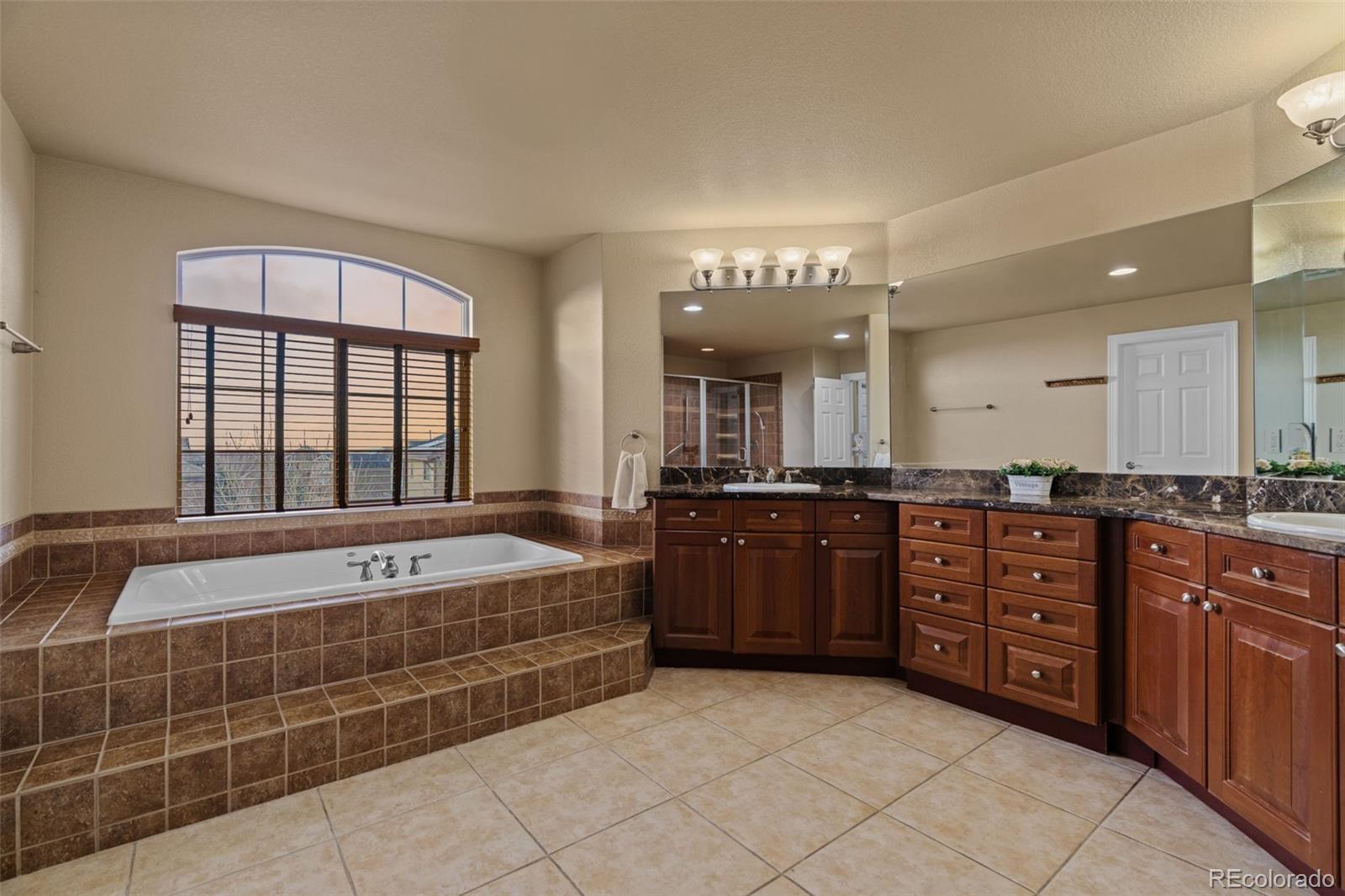 26656 E Peakview Drive