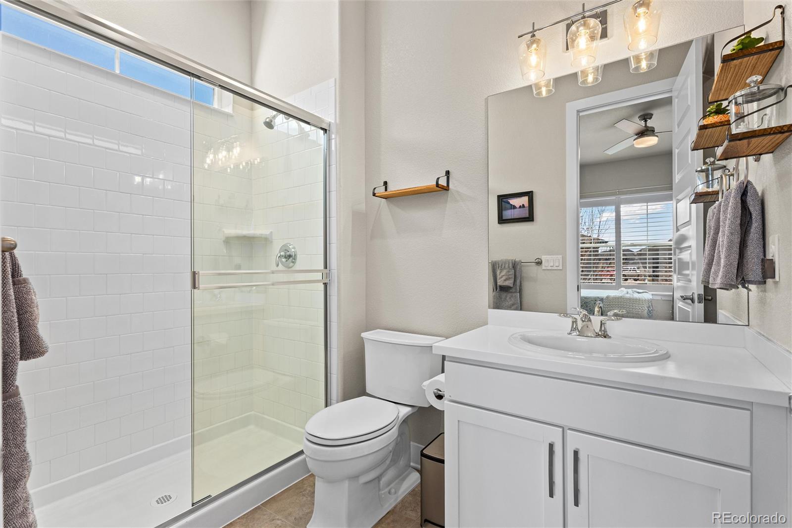 27671 E Lakeview Drive