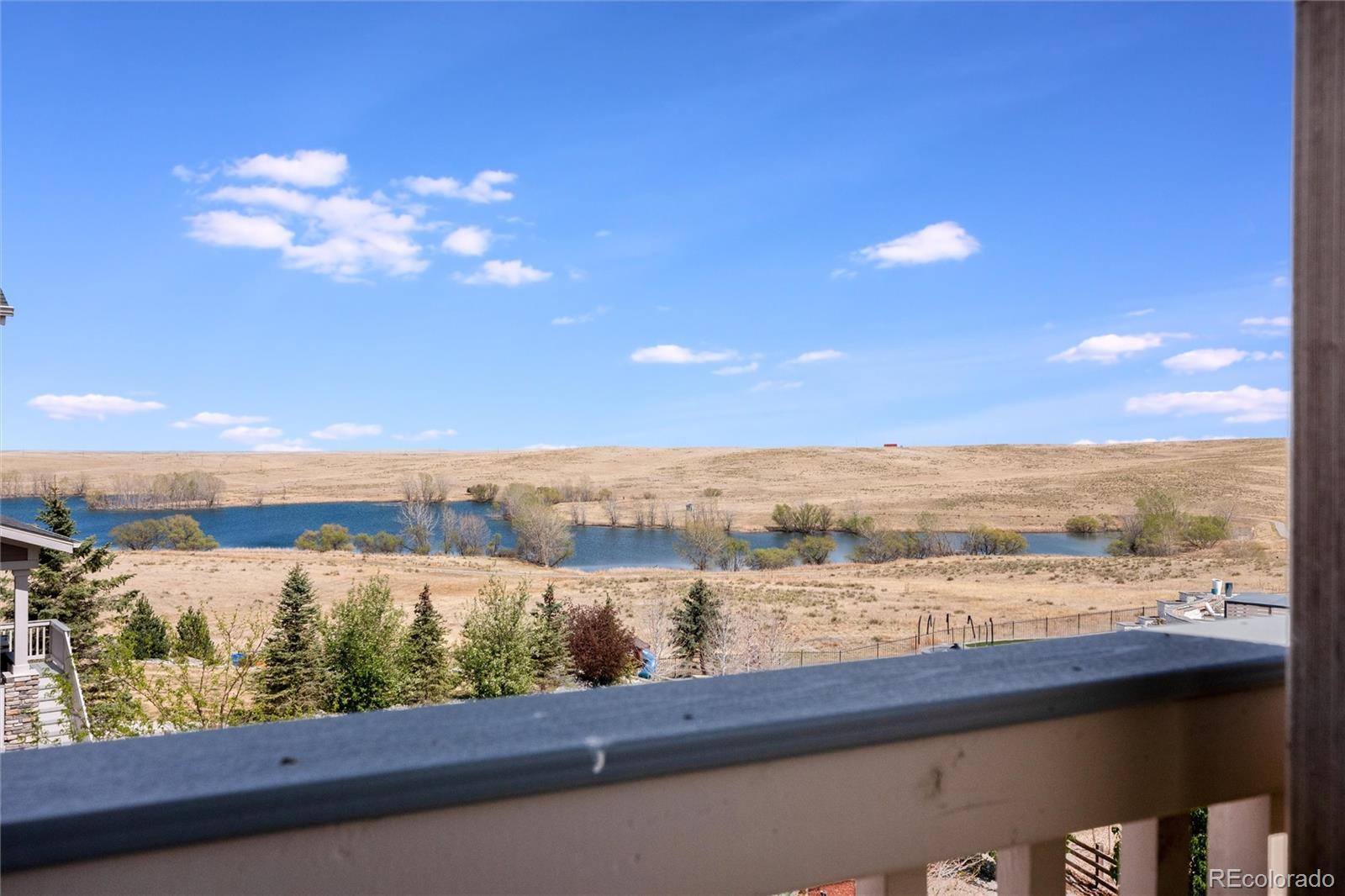 27671 E Lakeview Drive