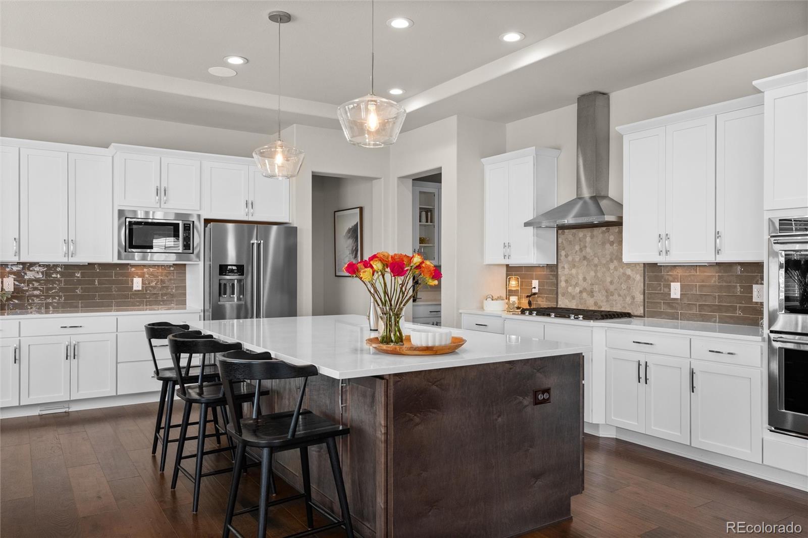 27671 E Lakeview Drive