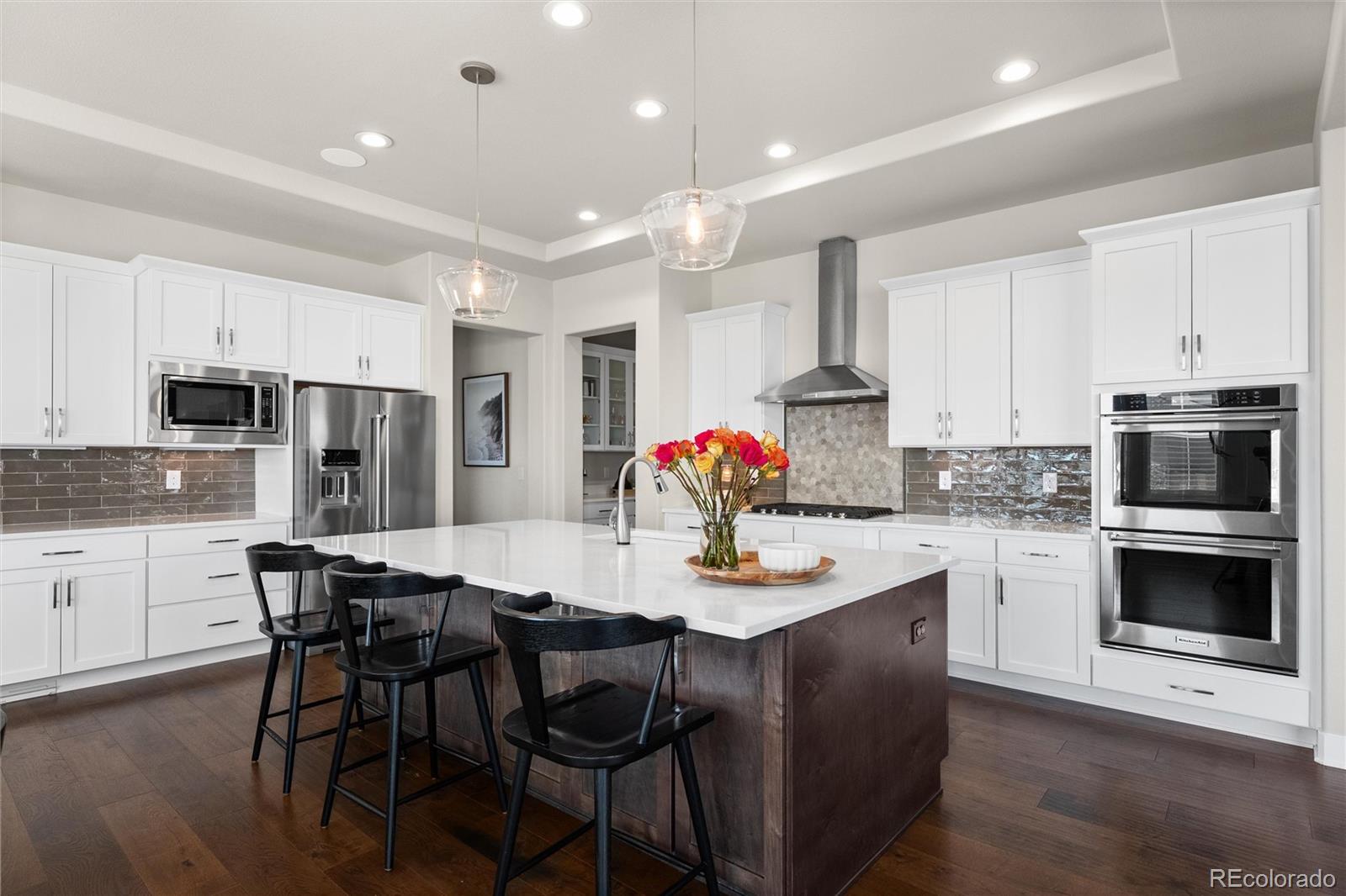 27671 E Lakeview Drive