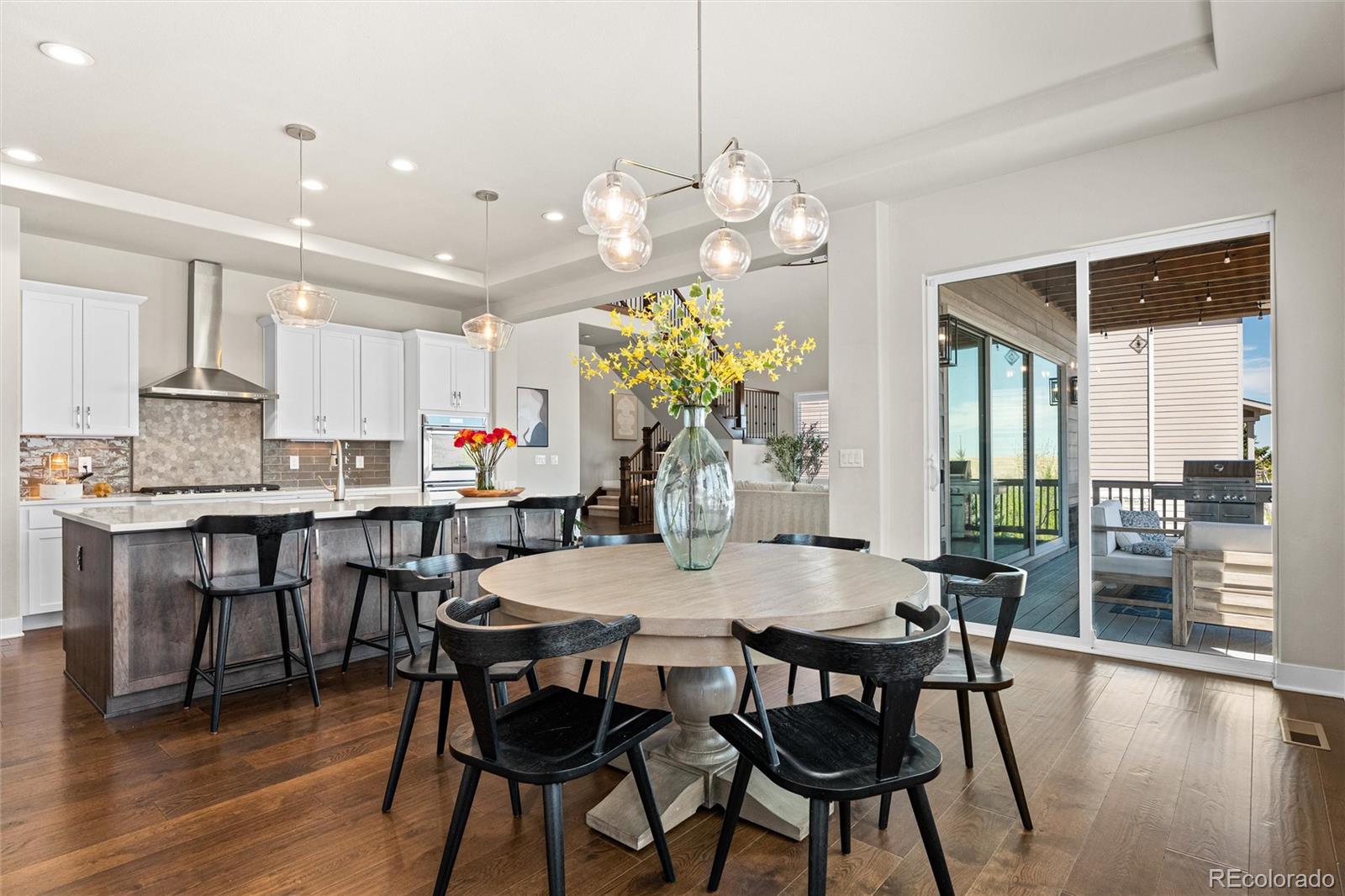 27671 E Lakeview Drive